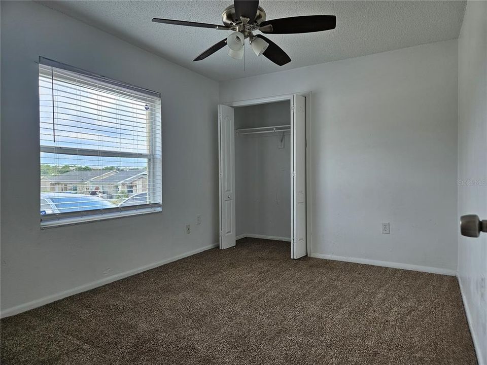 For Sale: $230,000 (2 beds, 2 baths, 860 Square Feet)