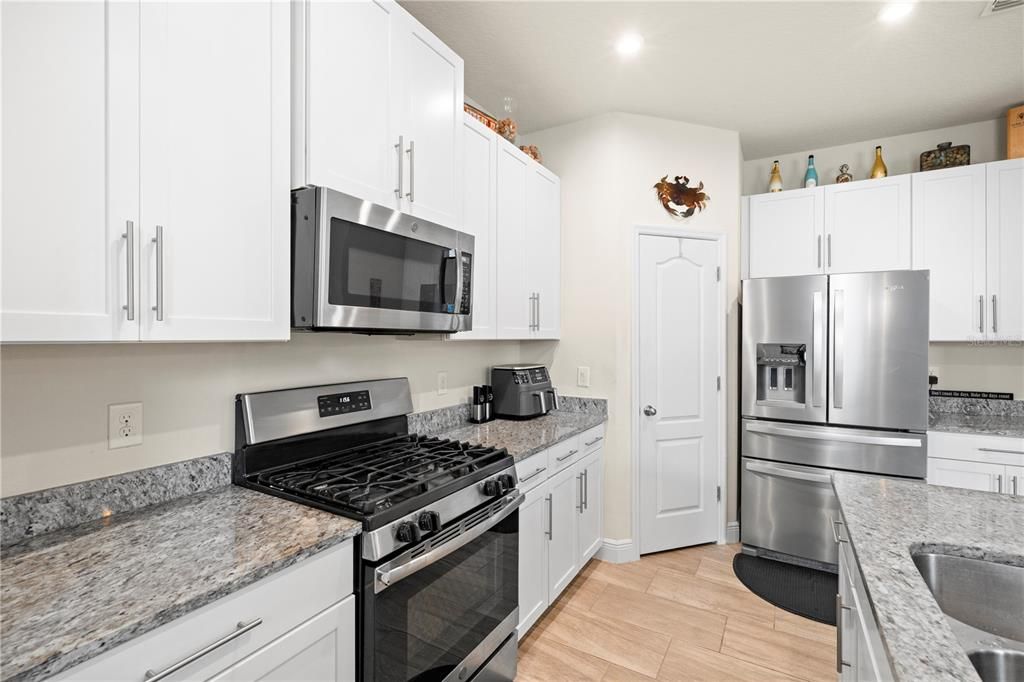 На продажу: $324,900 (3 спален, 2 ванн, 1509 Квадратных фут)