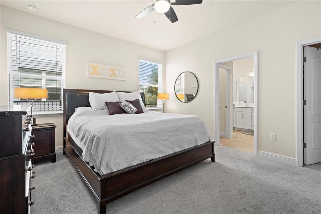 На продажу: $324,900 (3 спален, 2 ванн, 1509 Квадратных фут)