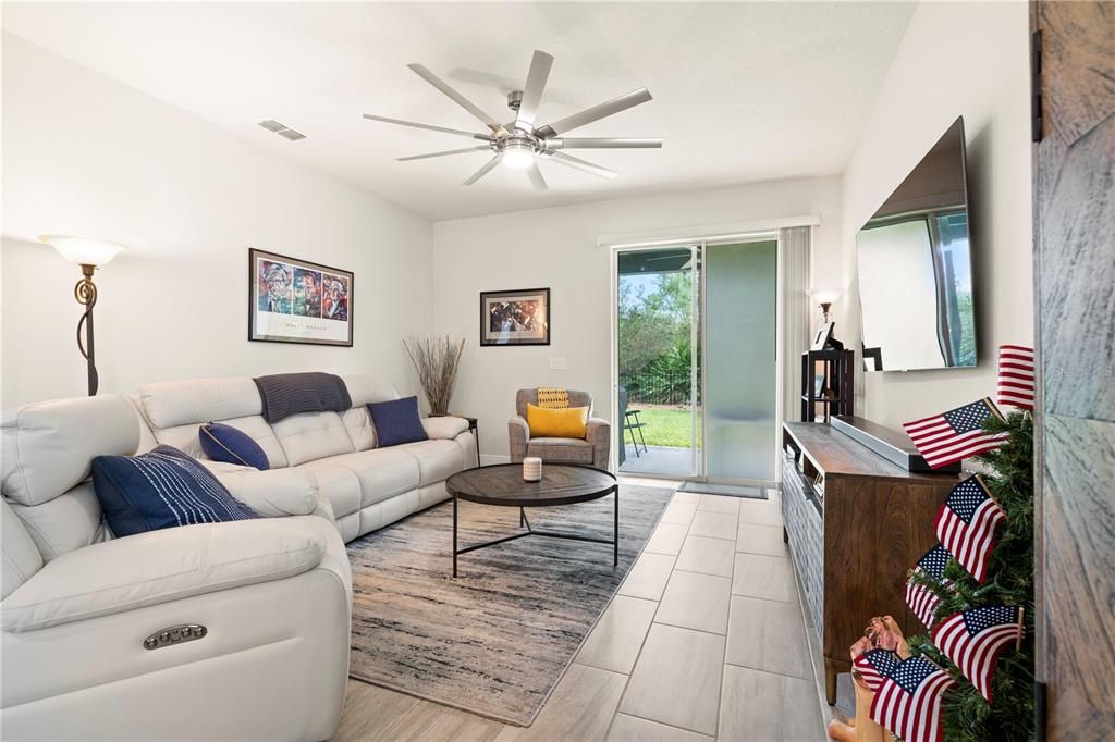 На продажу: $324,900 (3 спален, 2 ванн, 1509 Квадратных фут)