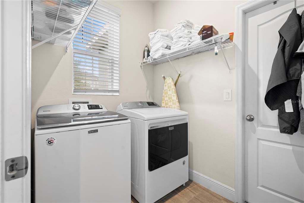 На продажу: $324,900 (3 спален, 2 ванн, 1509 Квадратных фут)