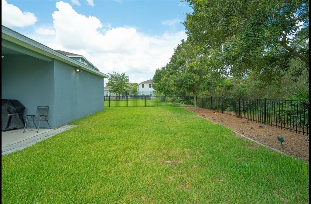 На продажу: $324,900 (3 спален, 2 ванн, 1509 Квадратных фут)