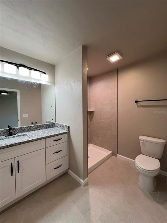 待售: $239,000 (3 贝兹, 2 浴室, 1138 平方英尺)