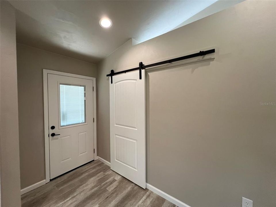 待售: $239,000 (3 贝兹, 2 浴室, 1138 平方英尺)