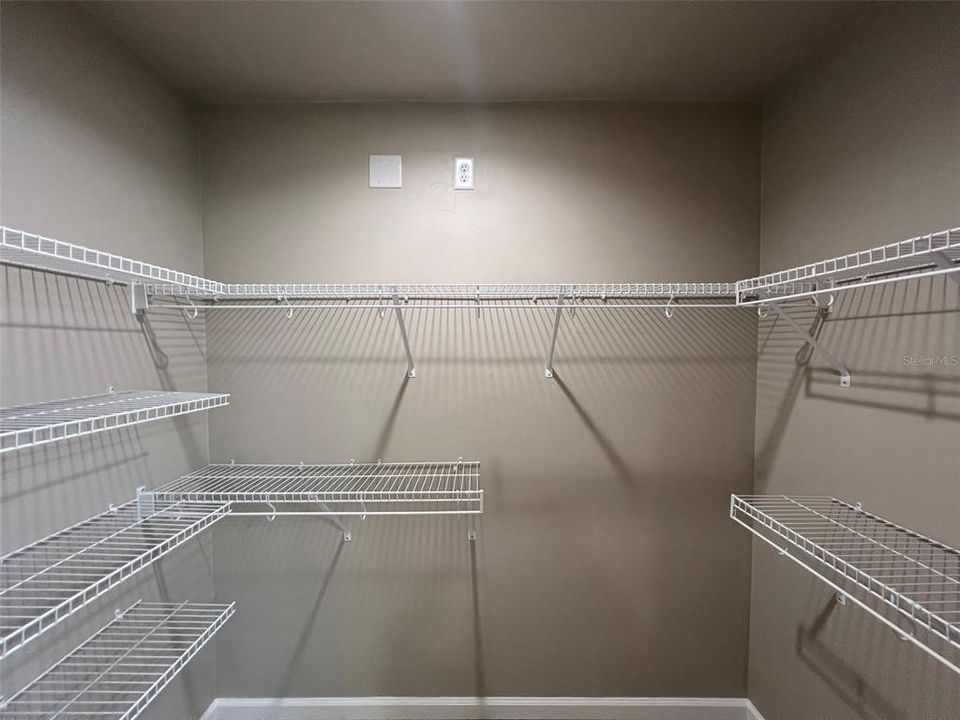 待售: $239,000 (3 贝兹, 2 浴室, 1138 平方英尺)