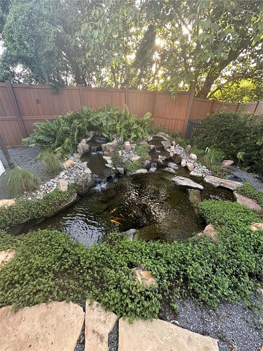 合同活跃: $1,295,000 (3 贝兹, 3 浴室, 3363 平方英尺)