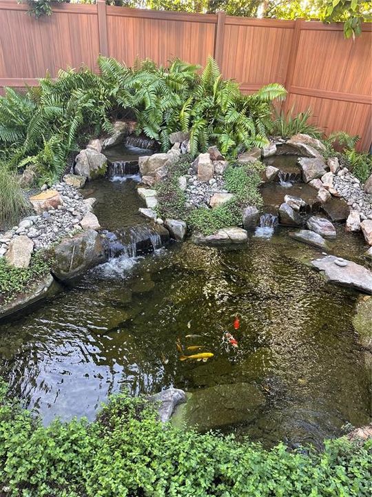 合同活跃: $1,295,000 (3 贝兹, 3 浴室, 3363 平方英尺)