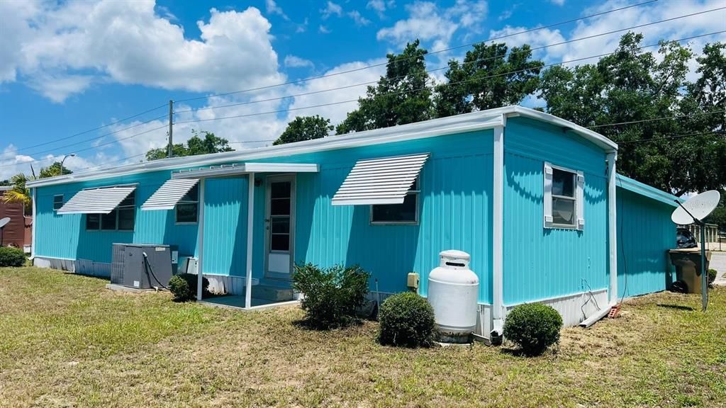 For Sale: $110,000 (2 beds, 2 baths, 780 Square Feet)