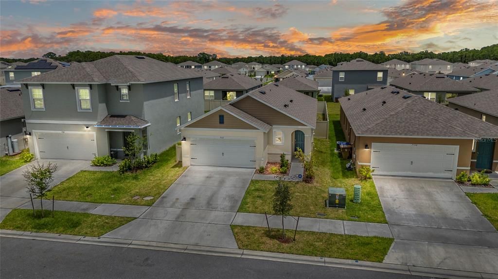 For Sale: $359,999 (3 beds, 2 baths, 1504 Square Feet)