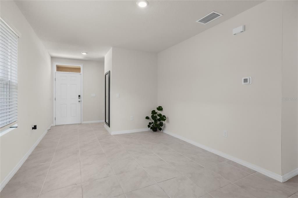 For Sale: $359,999 (3 beds, 2 baths, 1504 Square Feet)