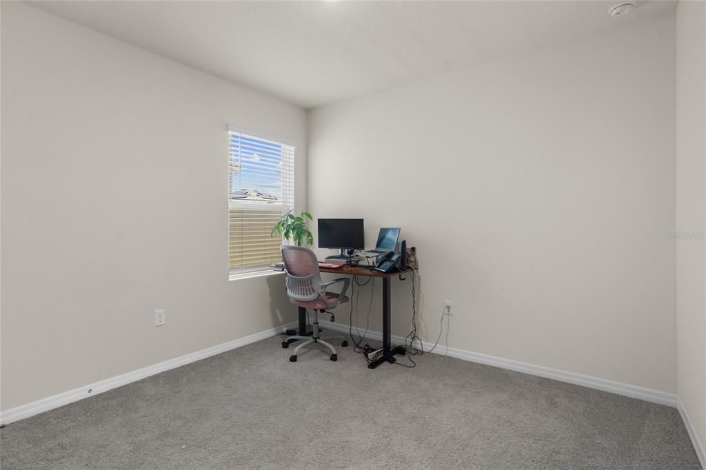 For Sale: $359,999 (3 beds, 2 baths, 1504 Square Feet)