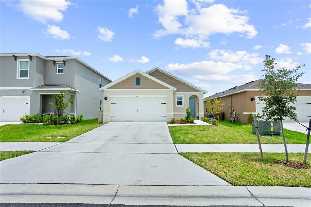 For Sale: $359,999 (3 beds, 2 baths, 1504 Square Feet)