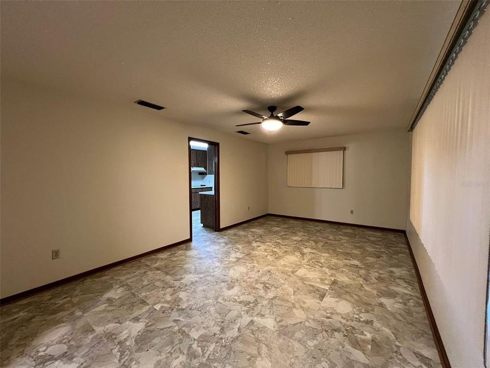 En Renta: $2,100 (3 camas, 2 baños, 1568 Pies cuadrados)