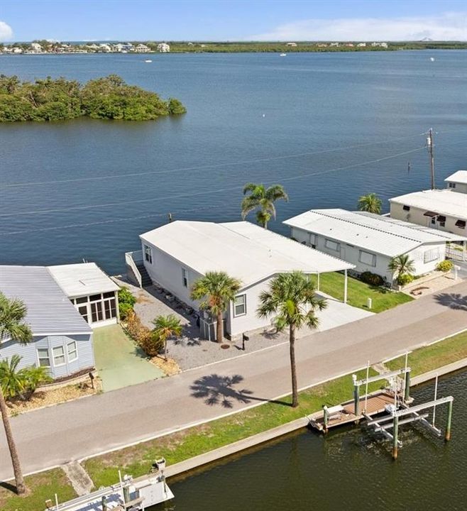 На продажу: $430,000 (2 спален, 2 ванн, 1248 Квадратных фут)