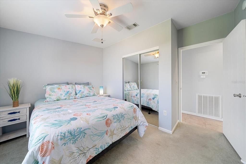 На продажу: $430,000 (2 спален, 2 ванн, 1248 Квадратных фут)