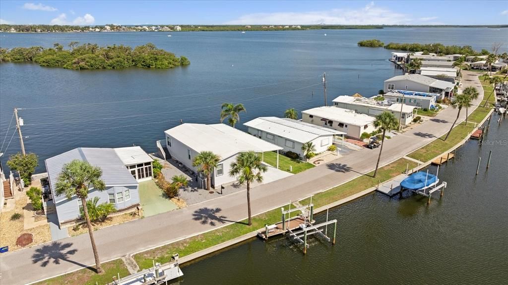 На продажу: $430,000 (2 спален, 2 ванн, 1248 Квадратных фут)