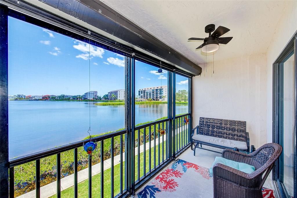 For Sale: $333,000 (2 beds, 2 baths, 1025 Square Feet)