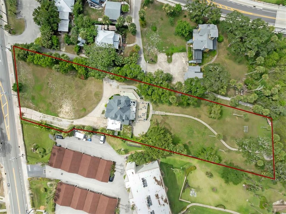 Active With Contract: $999,000 (6 beds, 6 baths, 4428 Square Feet)