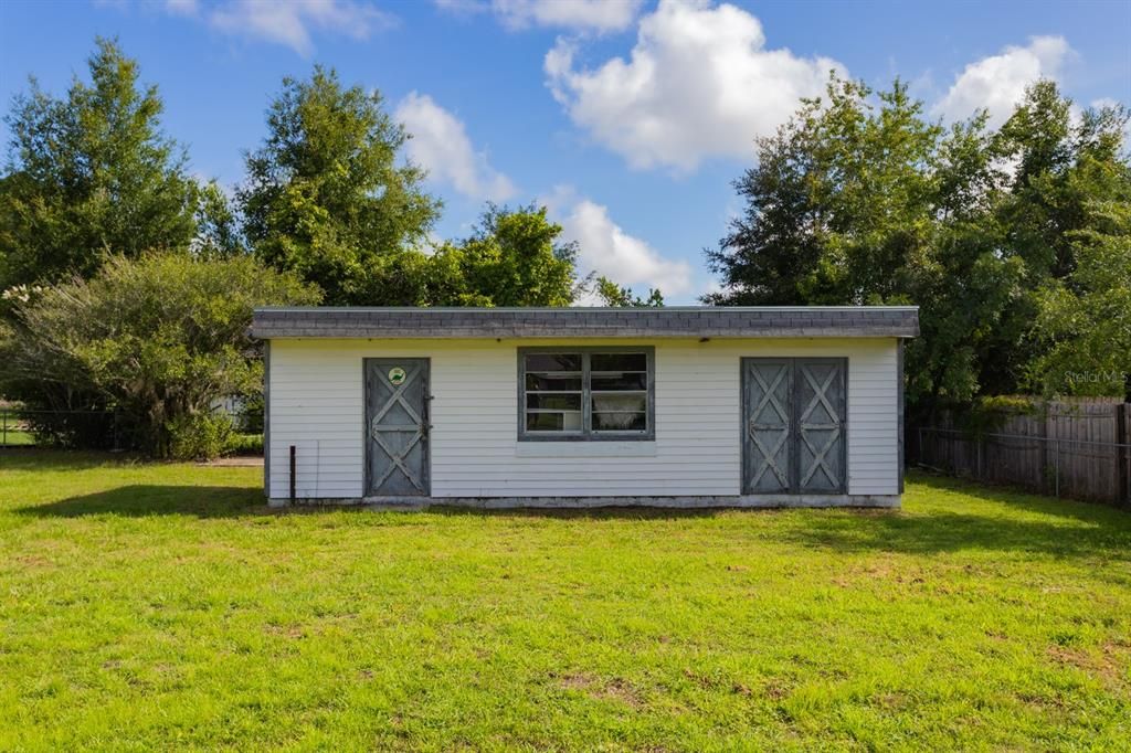 合同活跃: $289,900 (3 贝兹, 2 浴室, 1846 平方英尺)