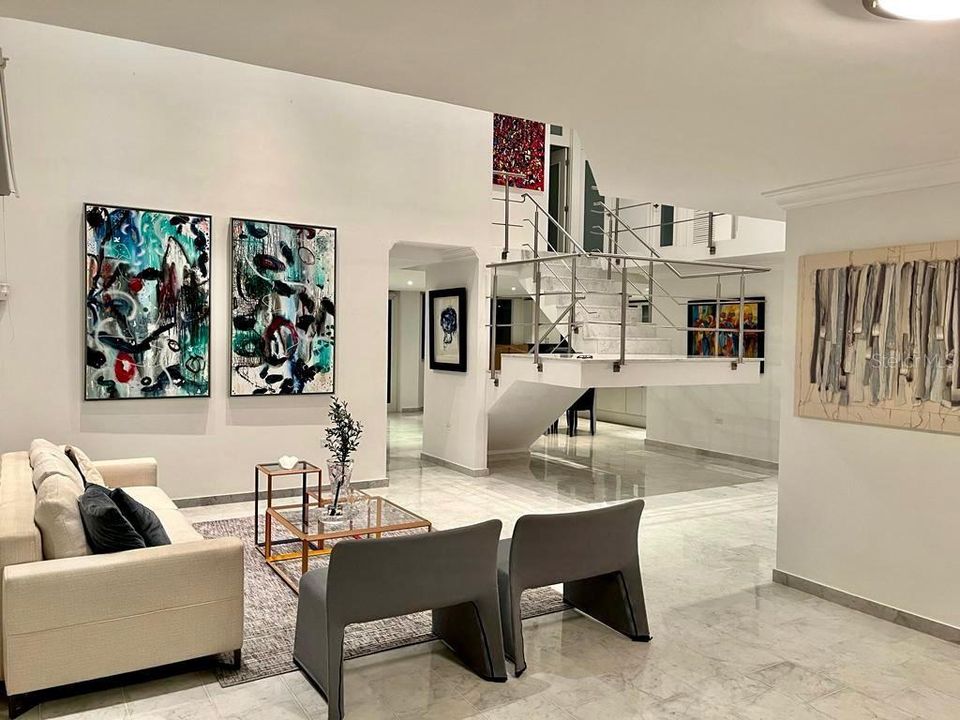 For Rent: $11,000 (5 beds, 5 baths, 5000 Square Feet)