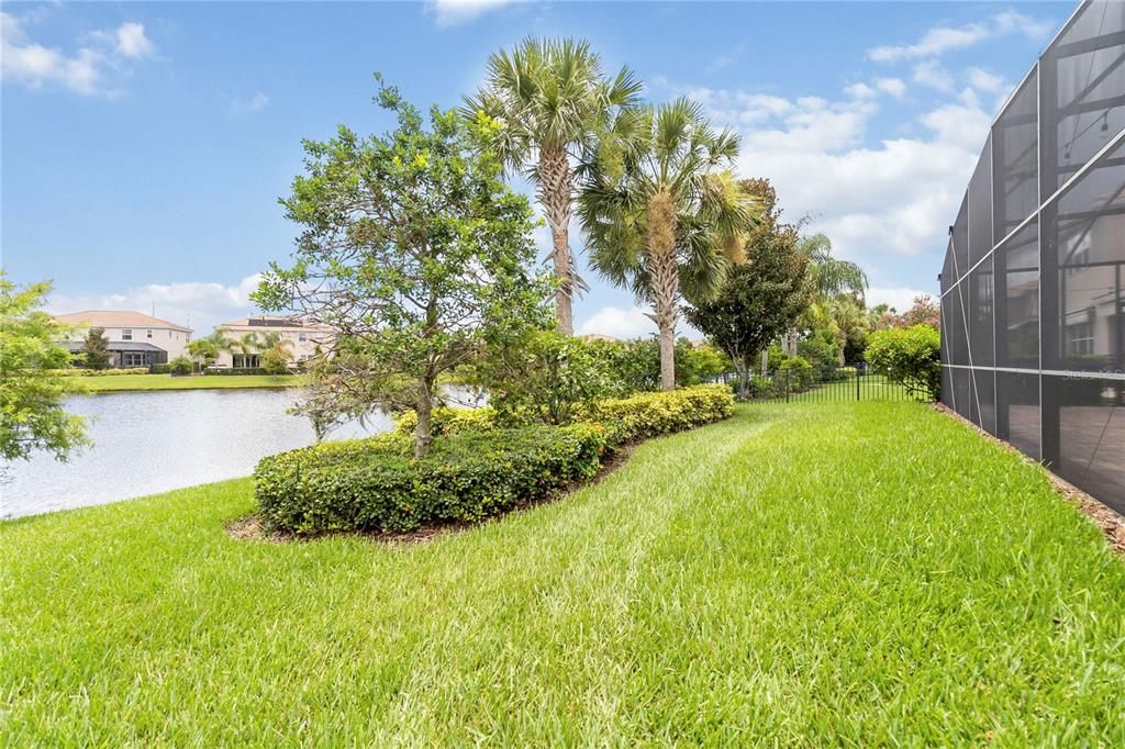 合同活跃: $928,000 (4 贝兹, 4 浴室, 4072 平方英尺)