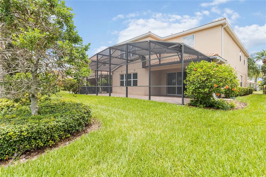 合同活跃: $928,000 (4 贝兹, 4 浴室, 4072 平方英尺)