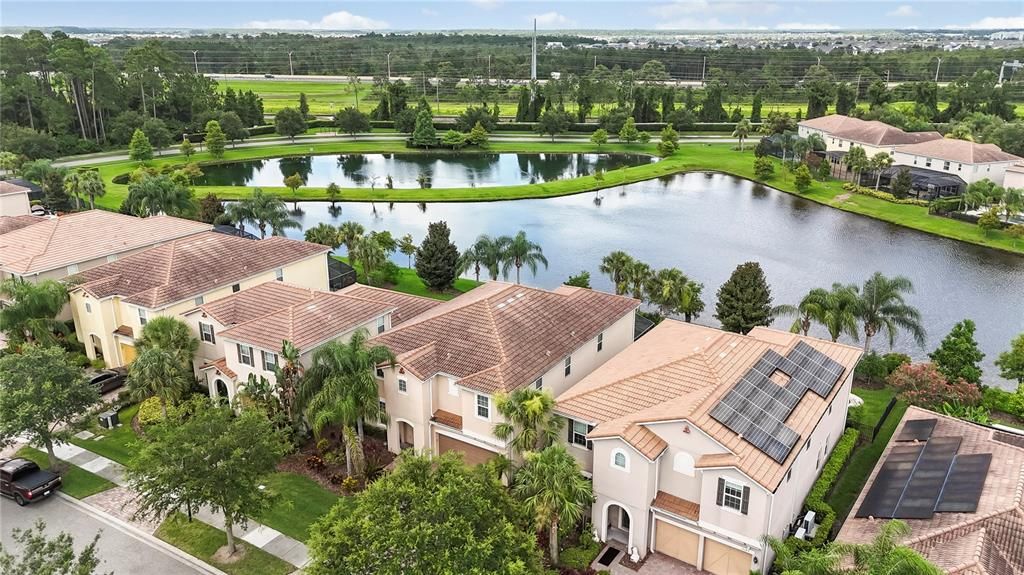 合同活跃: $928,000 (4 贝兹, 4 浴室, 4072 平方英尺)