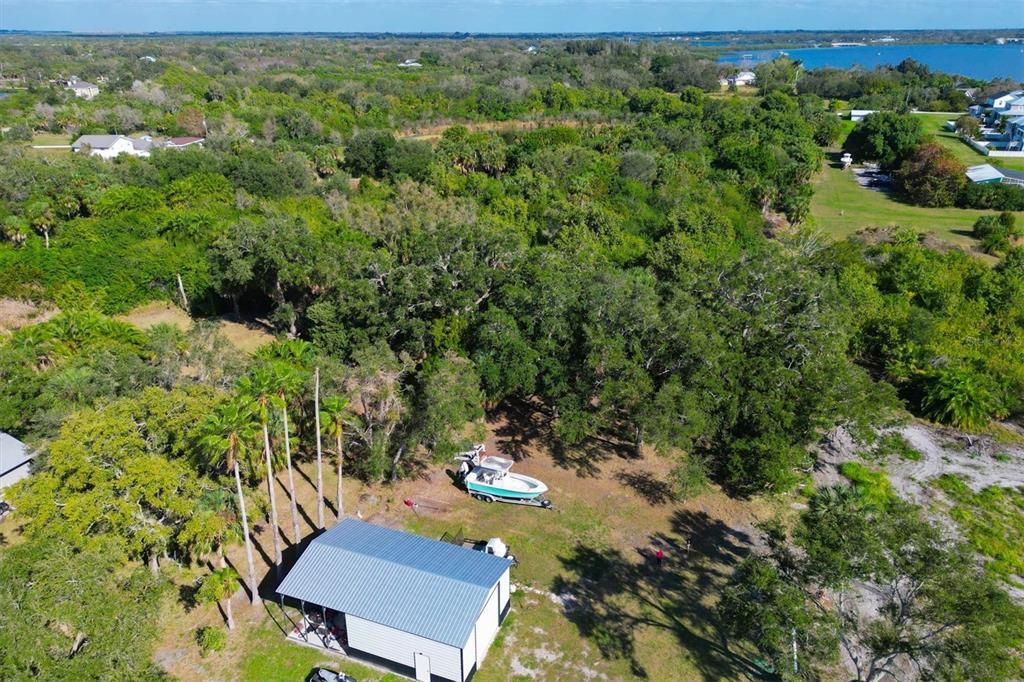 На продажу: $195,000 (0.74 acres)