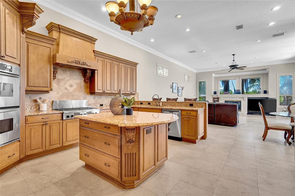 For Sale: $2,399,999 (5 beds, 5 baths, 5061 Square Feet)