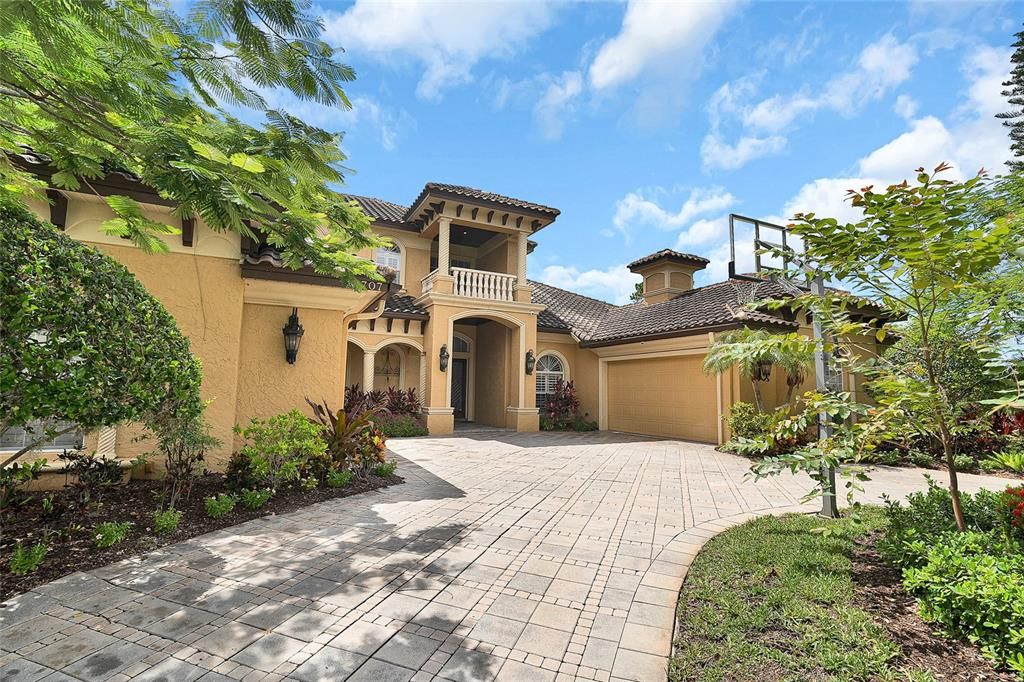 For Sale: $2,399,999 (5 beds, 5 baths, 5061 Square Feet)