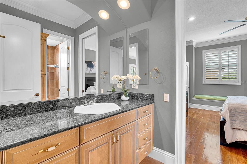 For Sale: $2,399,999 (5 beds, 5 baths, 5061 Square Feet)