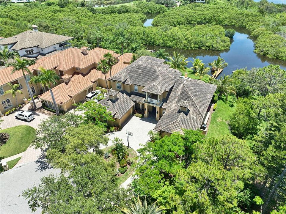 For Sale: $2,399,999 (5 beds, 5 baths, 5061 Square Feet)