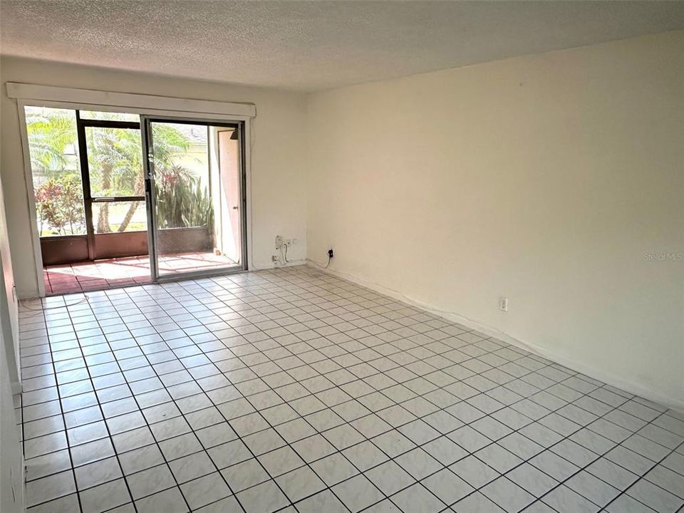 Activo con contrato: $94,900 (1 camas, 1 baños, 678 Pies cuadrados)