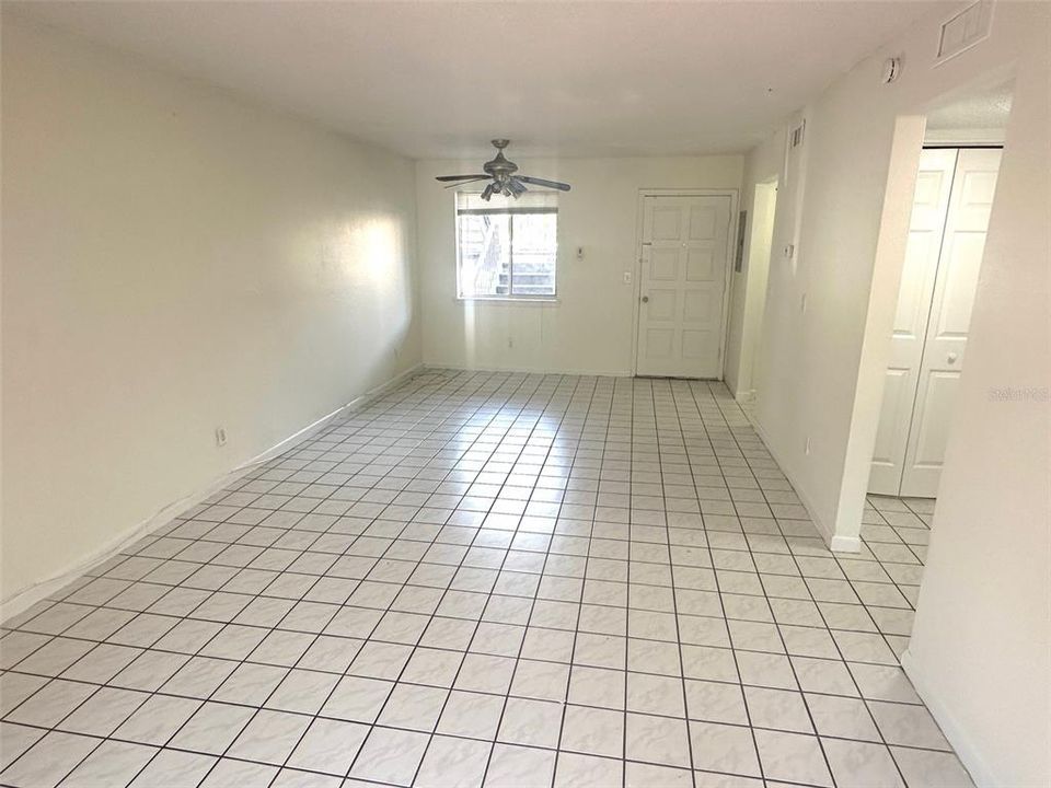 Activo con contrato: $94,900 (1 camas, 1 baños, 678 Pies cuadrados)