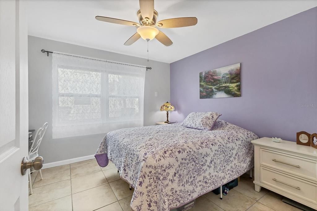 Active With Contract: $89,900 (1 beds, 1 baths, 576 Square Feet)