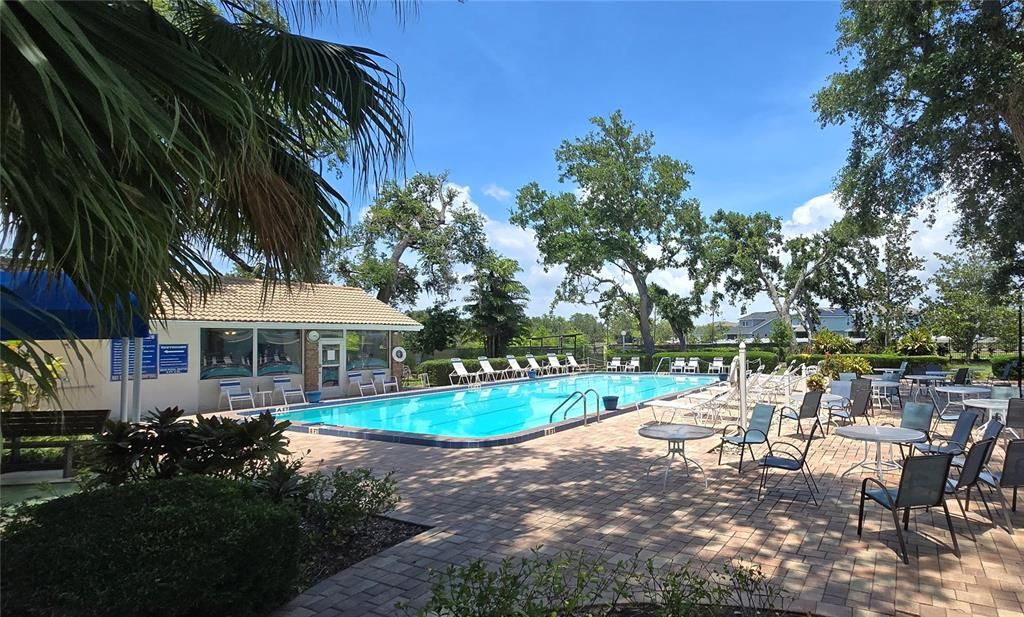 Active With Contract: $2,400 (2 beds, 2 baths, 1531 Square Feet)