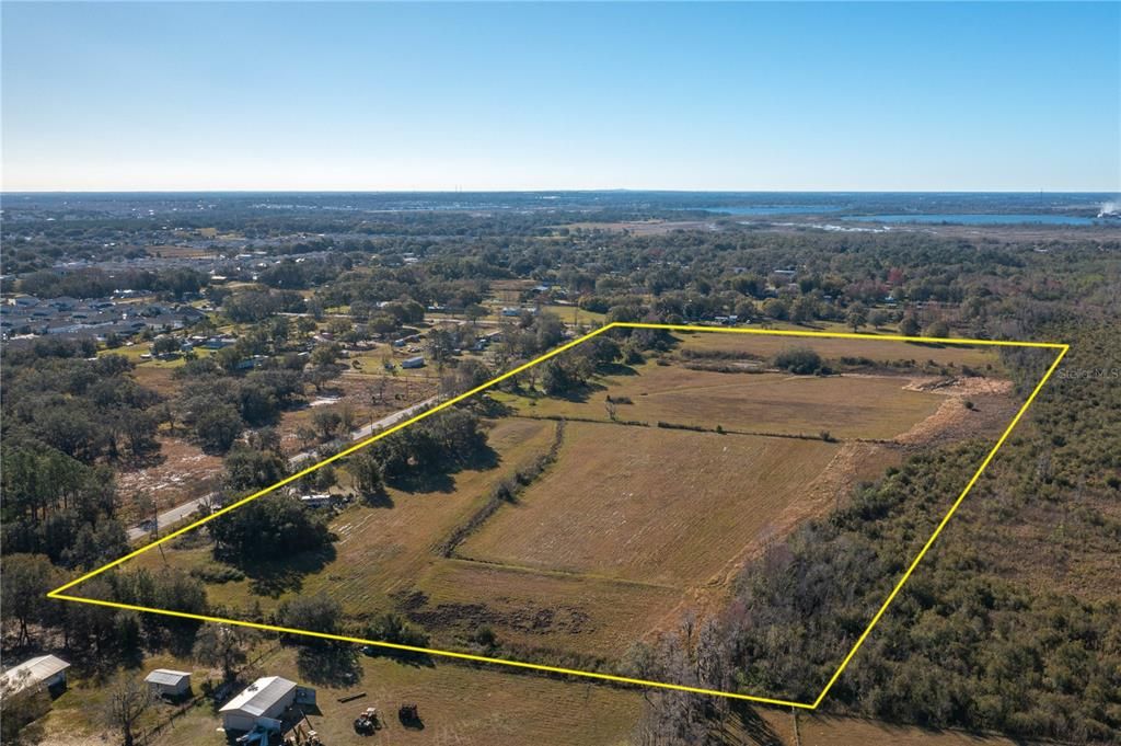 待售: $1,200,000 (23.88 acres)