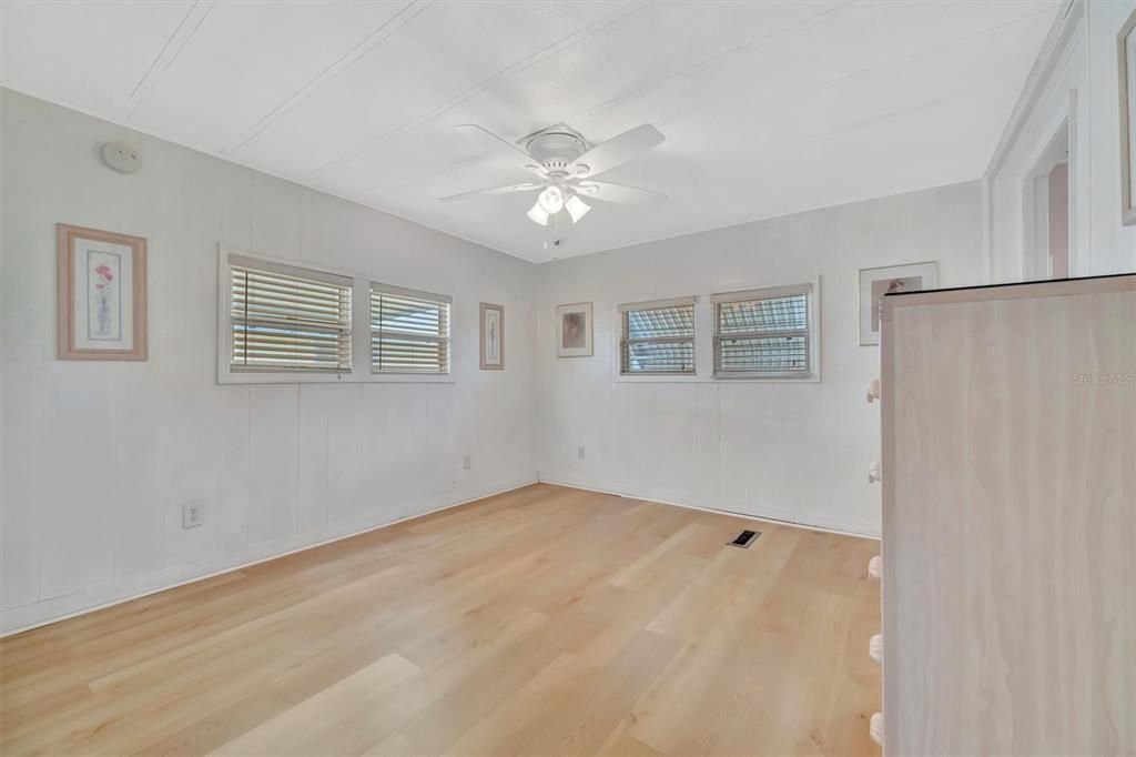 En Venta: $139,000 (3 camas, 2 baños, 1152 Pies cuadrados)