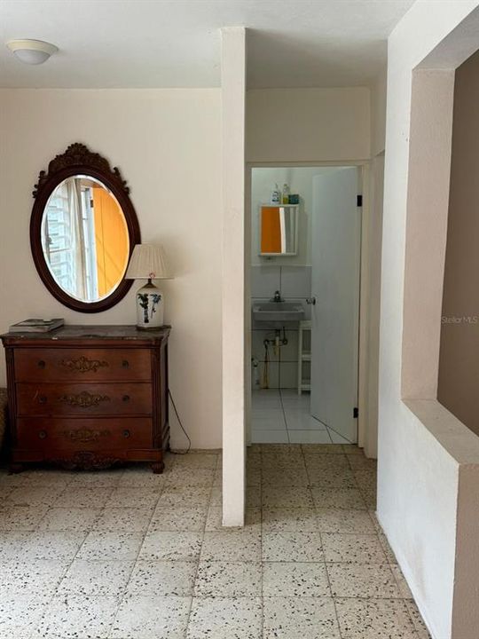 For Sale: $799,000 (6 beds, 4 baths, 3500 Square Feet)