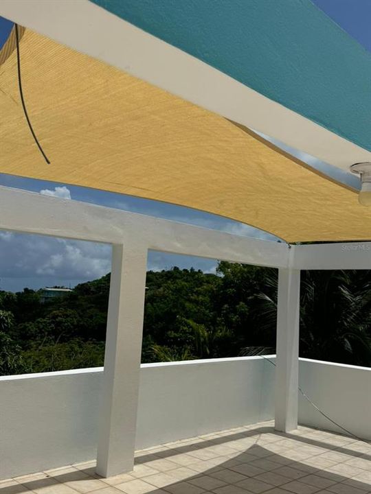 For Sale: $799,000 (6 beds, 4 baths, 3500 Square Feet)