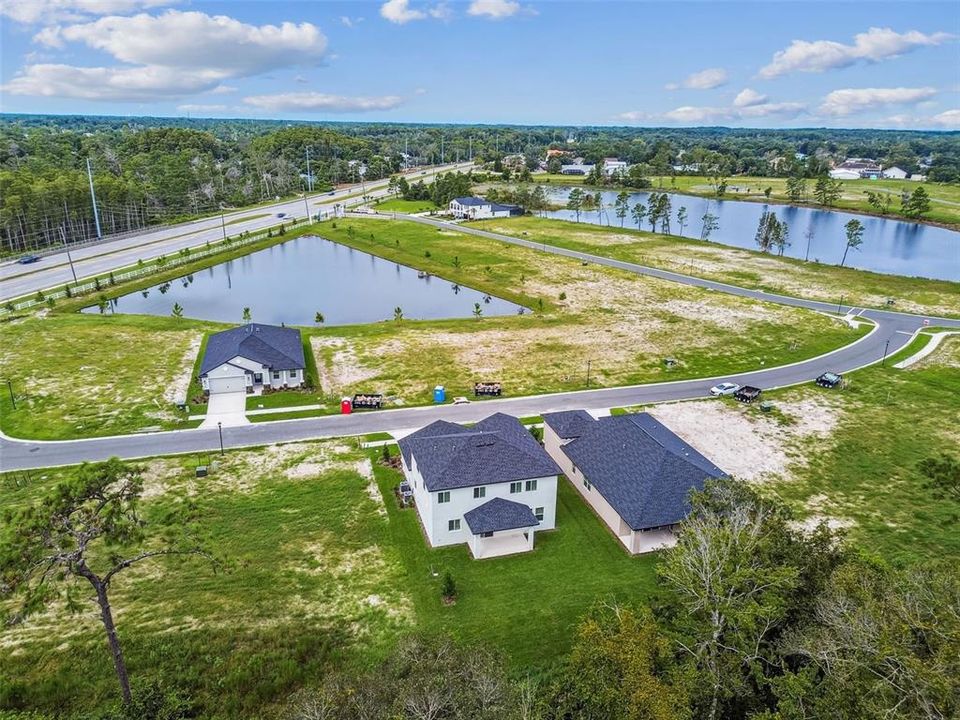 Activo con contrato: $653,990 (5 camas, 3 baños, 2732 Pies cuadrados)