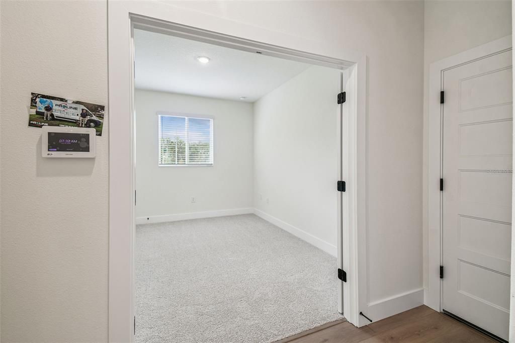 Activo con contrato: $653,990 (5 camas, 3 baños, 2732 Pies cuadrados)