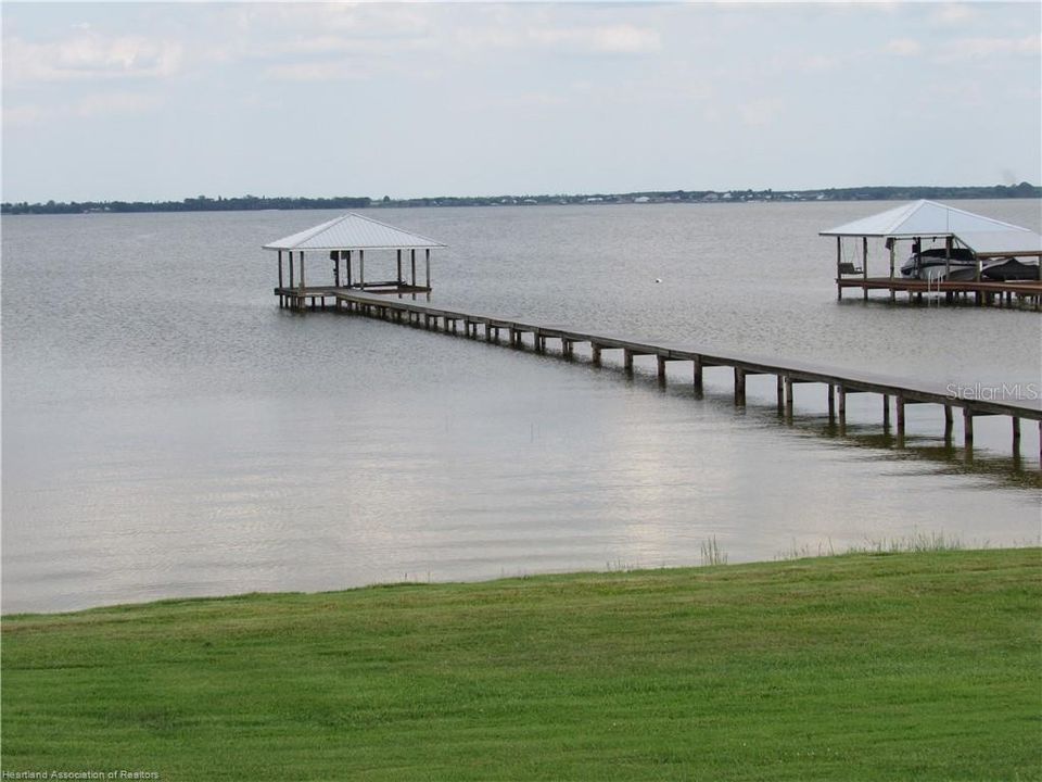 For Sale: $769,500 (3 beds, 3 baths, 2319 Square Feet)