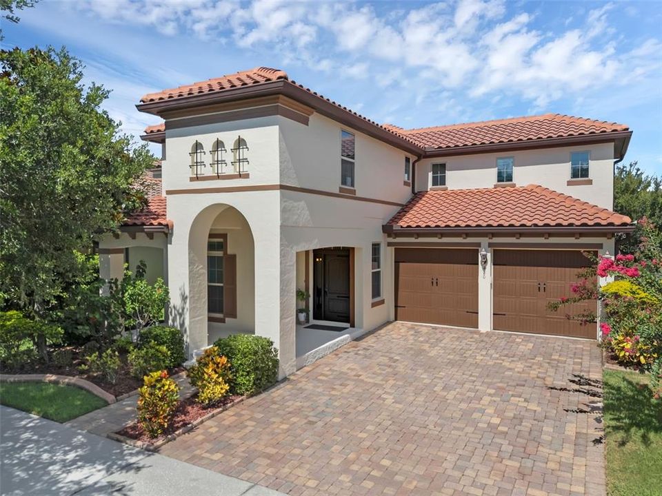 Недавно продано: $700,000 (4 спален, 3 ванн, 3094 Квадратных фут)