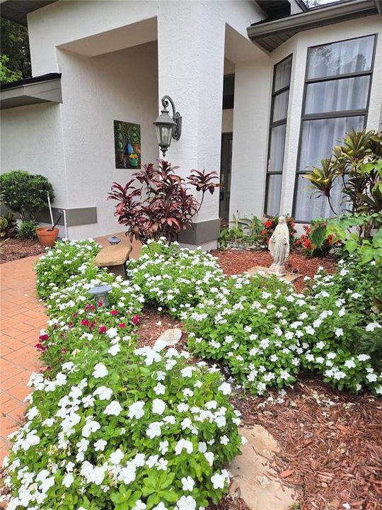 Active With Contract: $849,900 (4 beds, 3 baths, 2662 Square Feet)