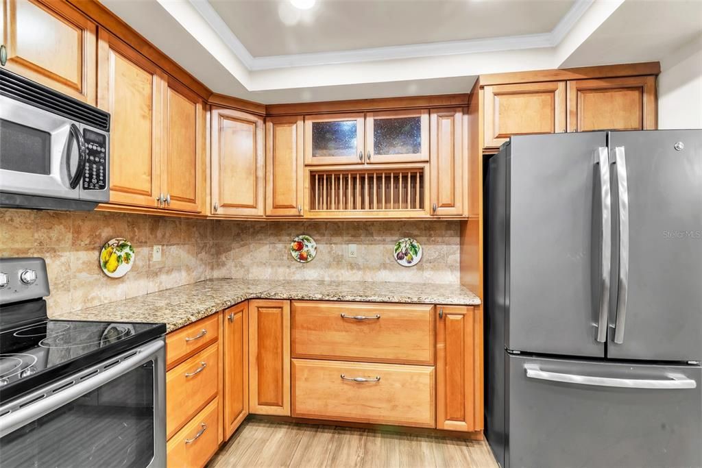 Active With Contract: $849,900 (4 beds, 3 baths, 2662 Square Feet)