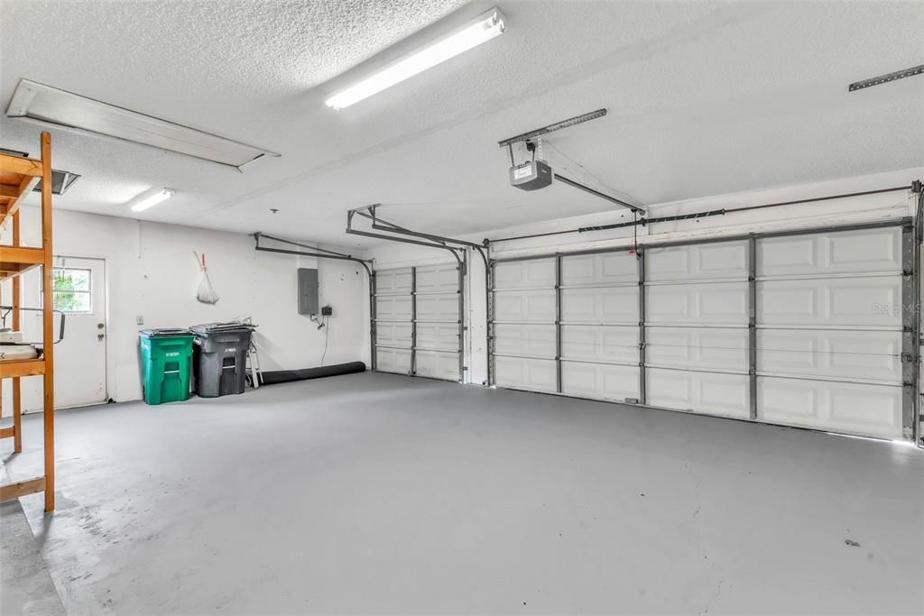 Active With Contract: $849,900 (4 beds, 3 baths, 2662 Square Feet)