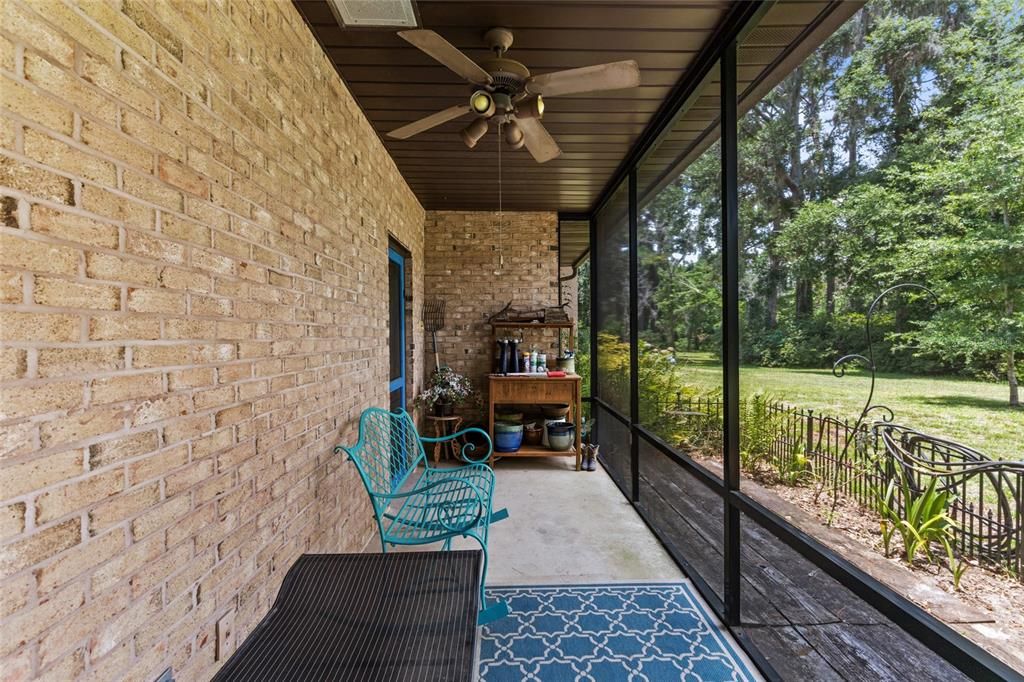 待售: $472,000 (3 贝兹, 2 浴室, 1753 平方英尺)