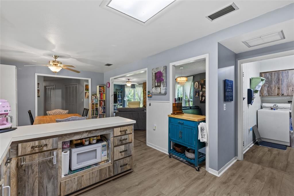 待售: $472,000 (3 贝兹, 2 浴室, 1753 平方英尺)