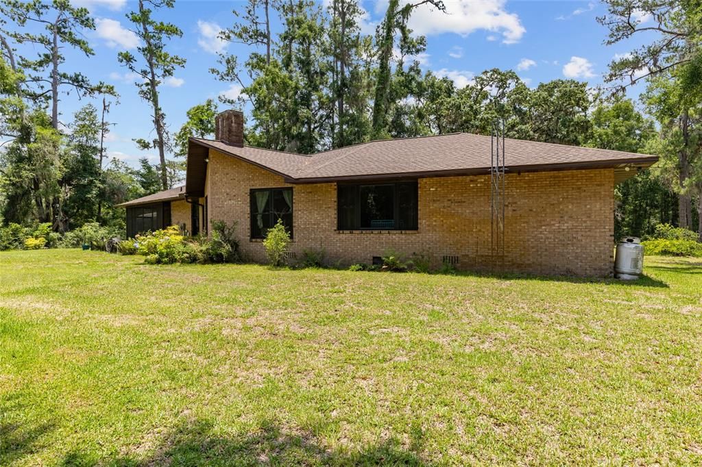 待售: $472,000 (3 贝兹, 2 浴室, 1753 平方英尺)